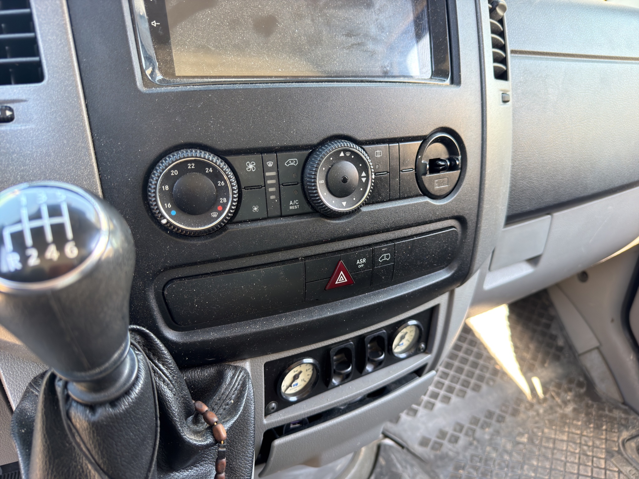Volkswagen Crafter 35 2.0 TDI Κόφα με Υδραυλική Πόρτα Diesel 2015 - 16